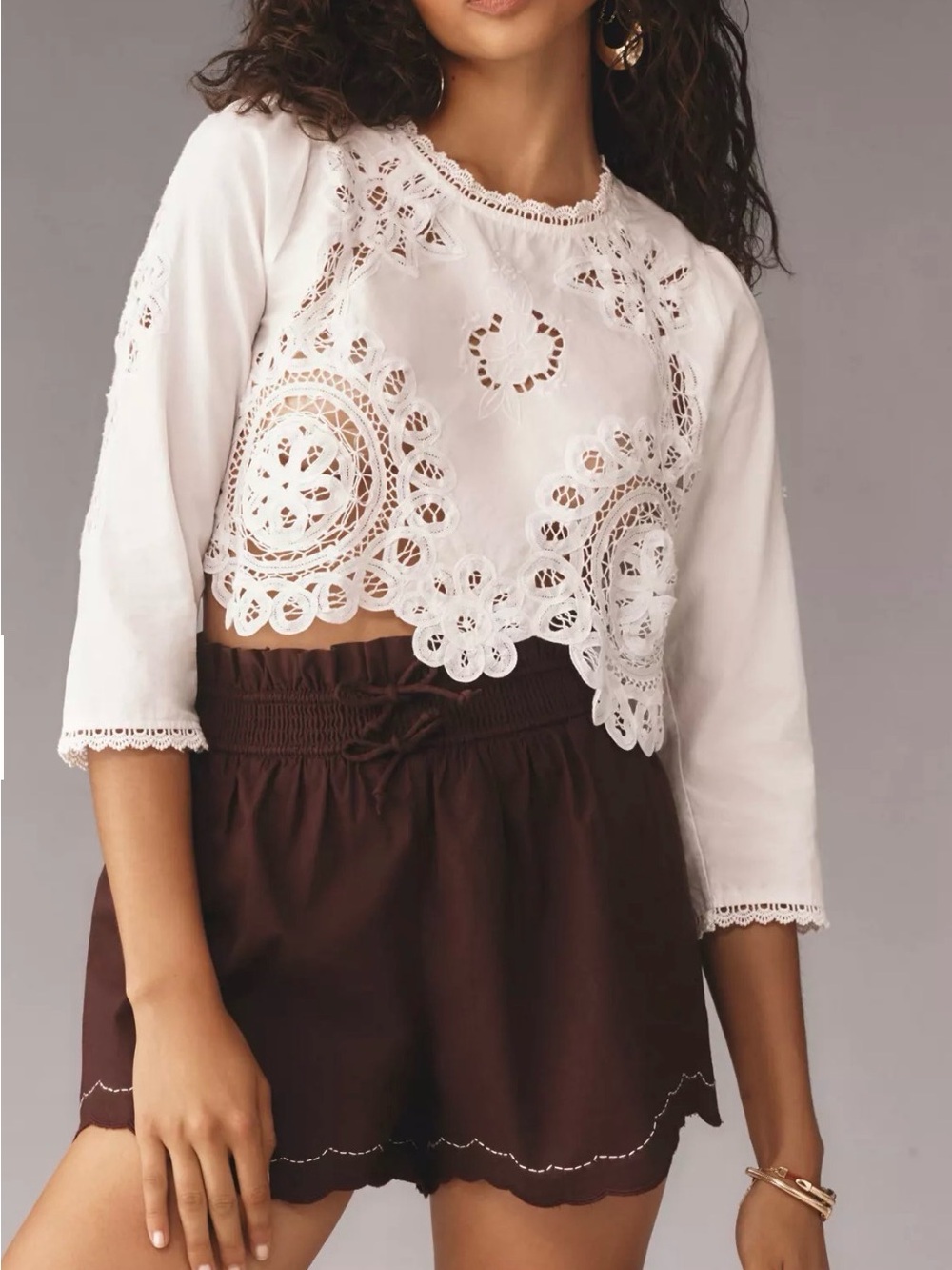 Anthropologie Scalloped Hem Smocked Paperbag Shorts Plum Purple size Small